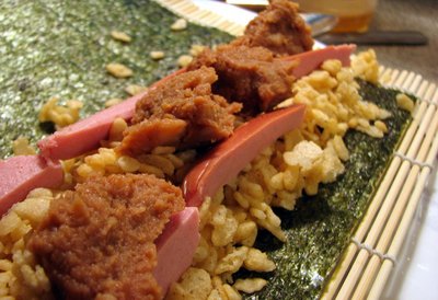 20070215_rice_crispies_sushi_22.JPG